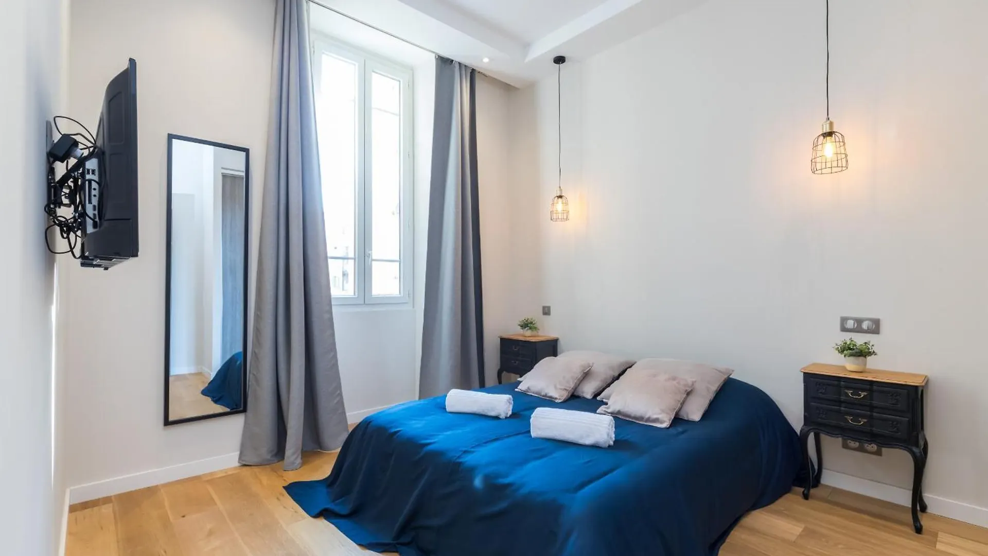 Διαμέρισμα Brand New 1 Bdr Place Du Pin Νίκαια