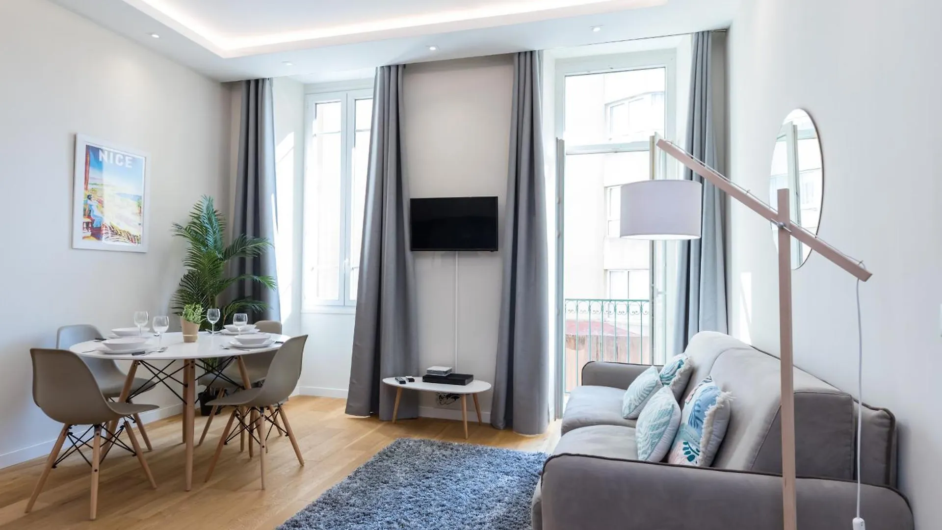 Brand New 1 Bdr Place Du Pin Νίκαια Διαμέρισμα